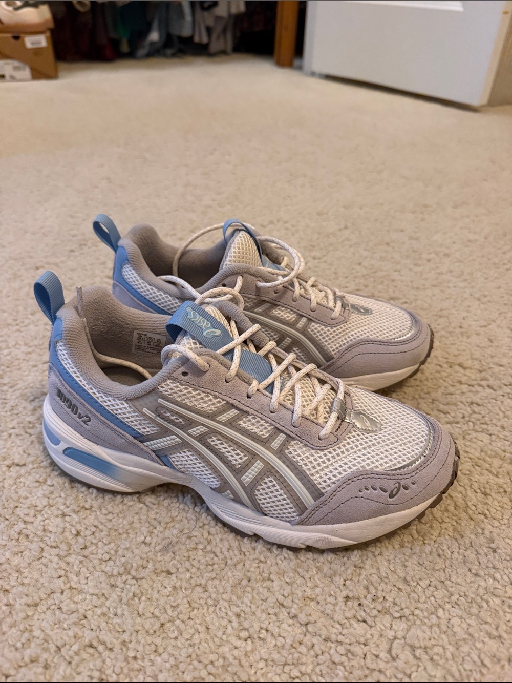 ASICS Gel 1090 White and Light Blue Mesh Sneakers